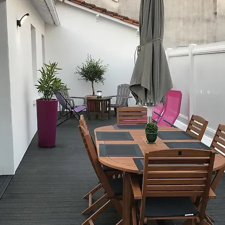 Charmante Maison Jeanne 3 Etoiles 6pers Pontaillac 鲁瓦扬